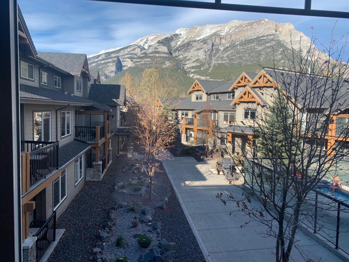 Fenwick Vacation Rentals - Scenic 1 Bedroom Plus Den, Pet Friendly Dead Mans Flats Exterior foto