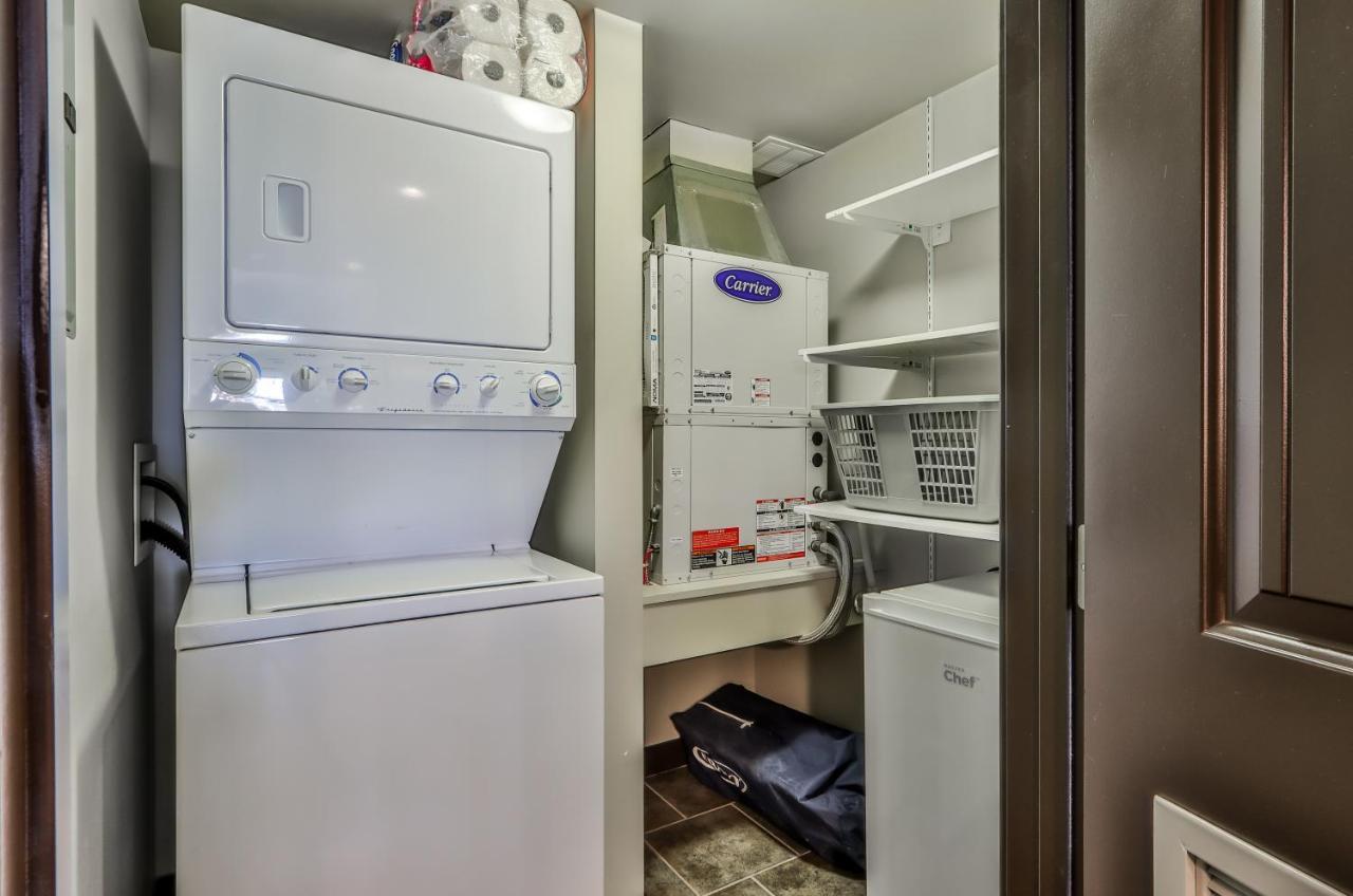 Fenwick Vacation Rentals - Scenic 1 Bedroom Plus Den, Pet Friendly Dead Mans Flats Exterior foto